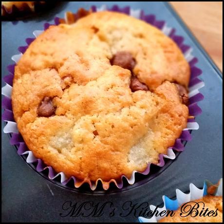 Pear (and Chocolate) Muffins...the fruity love affair continues!!