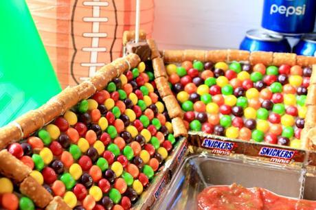 Build your own sweet vs salty snack stadium for your next big game celebration! #GameDayGlory #ad