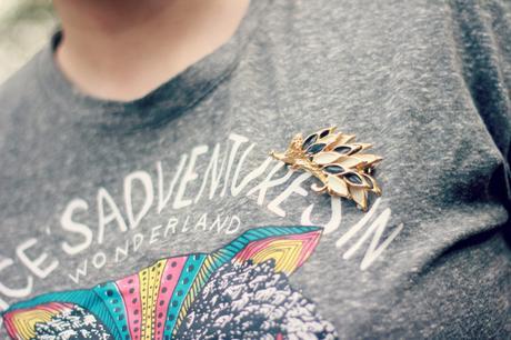 Let’s Pretend This Never Happened | Book Review + Outfit 14