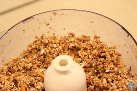 No Bake Pretz-nut Chocolate Bars