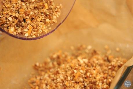 No Bake Pretz-nut Chocolate Bars