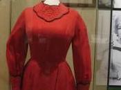 Knoxville, Holding Stories