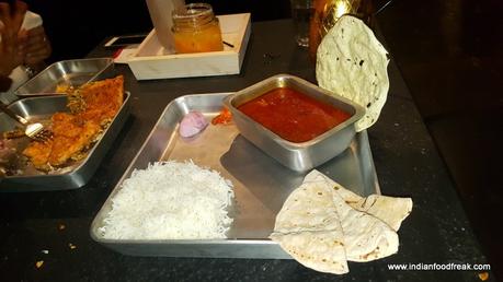 Chicken Rassa Thali