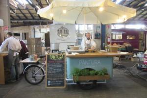 Tutti pazzi per gli street food market! All crazy for the street food markets! ( Milan)