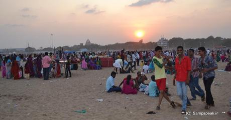 destination Marina beach on Kanum Pongal day at Chennai 2016