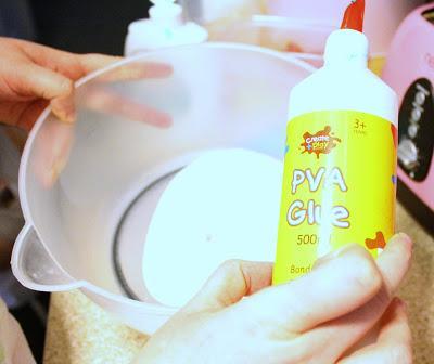 Super Stretchy Rainbow Slime