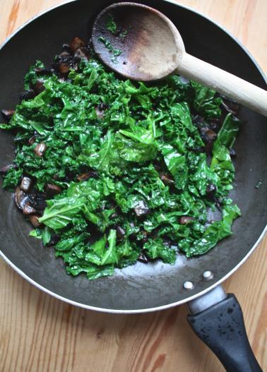 Curry Spiced Quinoa + Kale Stuffed Acorn Squash
