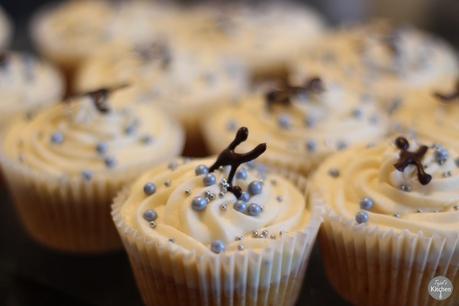 Vanilla Cup Cakes Vanilla Cup Cakes