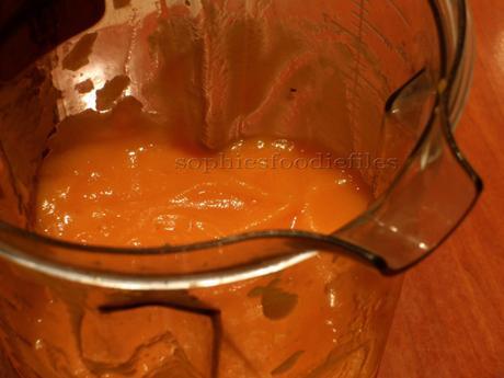 Home-made pumpkin puree & a recipe using it!