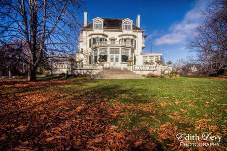 Spadina House, Toronto, architecture, exterior, heritage, Ontario, fall, manor