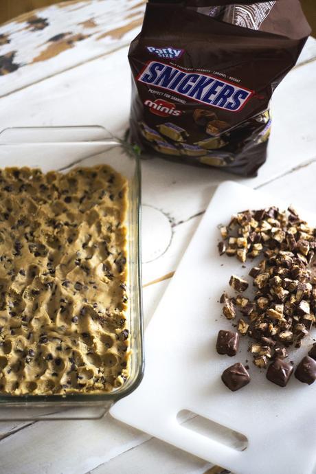 SNICKERS® Cookie-Brownie Recipe // Game Day Dessert Idea