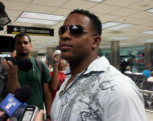 Yoenis Cespedes: Cuban Free Agent Comes to America In Search of Deal