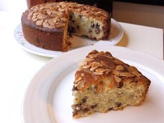 Almond and Chocolate Chip Cake