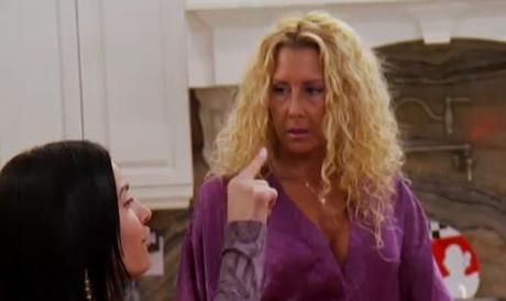 Mob Wives: A Day Of Relaxing Renee Rubdowns, Ramona Manis And Big Ang Tans. Karen’s Special Spa Day Is Nothing But Fights And Facials.