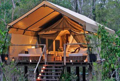 Romantic spaces and places