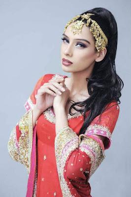 Nooray Bhatti Latest Bridal Photo Shoot for Abida’s Boutique Collection