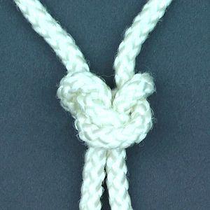 English: one of many knots
