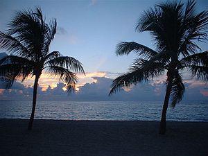 Learn english in Miami: Sunrise at Fort Lauderdale Beach