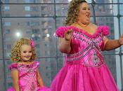 Toddlers Tiaras: Honey Boo-Boo Child Gets Super-Sized. Toddler Moms Pageant Treatment Prove That Much Never Enough.