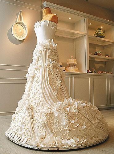 wedding dress cake