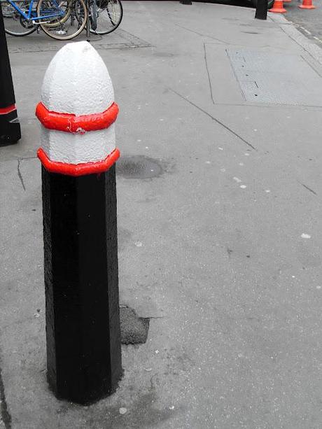 London, Paris and the Cyclops 'Boll-art'...
