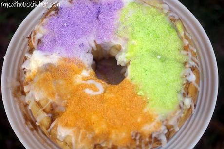 The Ugliest King Cake/Monkey Bread for Holiday Recipe Club
