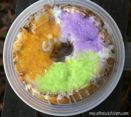 The Ugliest King Cake/Monkey Bread for Holiday Recipe Club