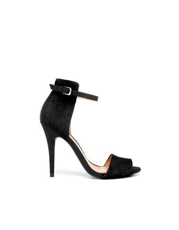 Wishlist: Black heels