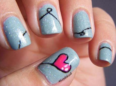 Nail Ideas: Heart Strings!