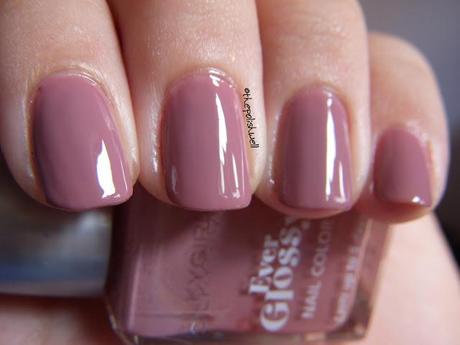 Silky Girl: Mauve Dreams