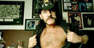 Lemmy Goes To The Pub