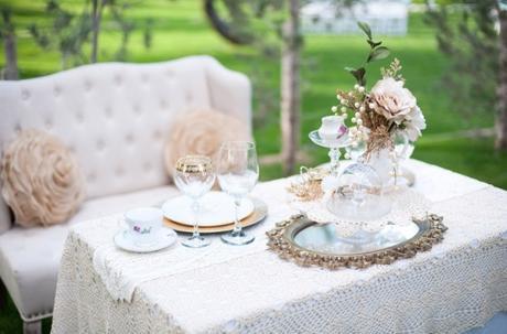 Wedding Inspiration: Loveseat Sweetheart Tables