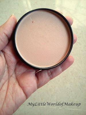 Oriflame Pure Color perfect Powder in Light review & swatches!