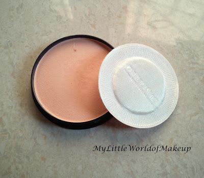 Oriflame Pure Color perfect Powder in Light review & swatches!