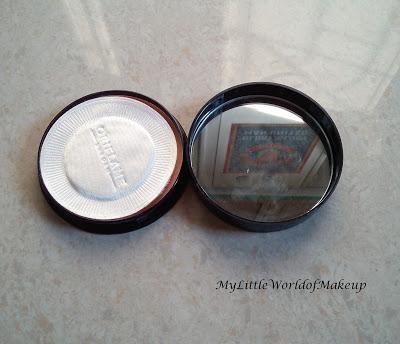 Oriflame Pure Color perfect Powder in Light review & swatches!