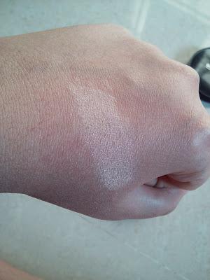 Oriflame Pure Color perfect Powder in Light review & swatches!