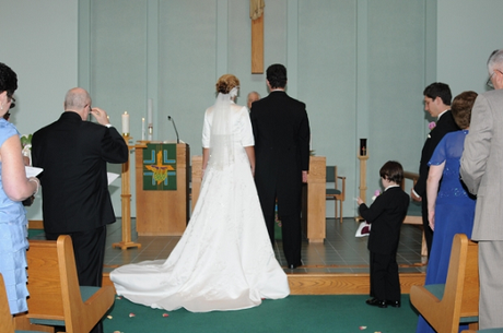 What To Look For When You're Dress Shopping For Your Wedding