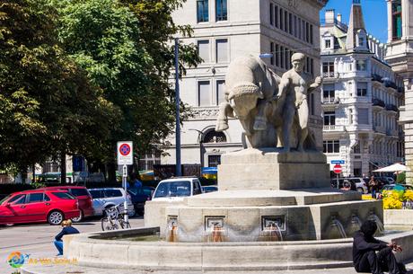 The Geiserbrunnen (or Geiser Fountain), Bürkliplatz, Zurich, Switzerland