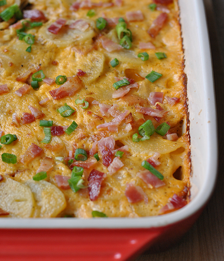 cheesy-loaded-au-gratin-potatoes