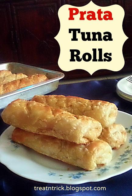 Prata Tuna Rolls Recipe @ treatntrick.blogspot.com