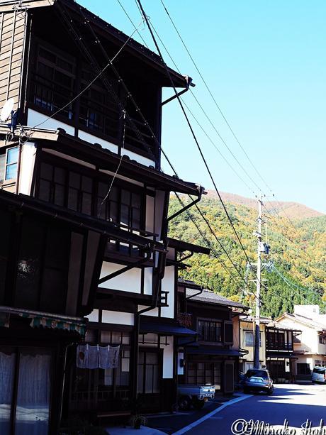 奈良井宿の繁栄を支えた工人町、木曽平沢集落 / Kiso – Hirasawa, famous as a lacquer ware productive center.