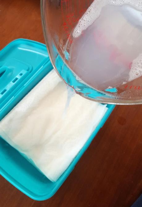 DIY Natural Baby Wipes