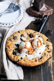 Peanut Butter Chocolate Chip Skillet Cookie