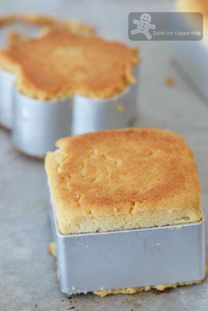 Searching for the best Taiwanese Pineapple Cakes / Shortcakes 鳳梨酥 Searching for the best Taiwanese Pineapple Cakes / Shortcakes 鳳梨酥