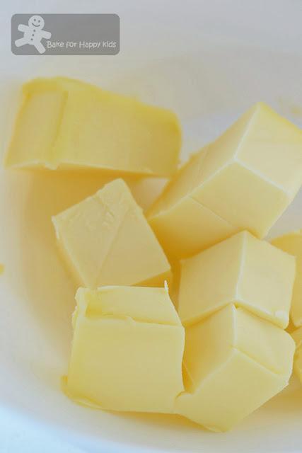 Searching for the best Taiwanese Pineapple Cakes / Shortcakes 鳳梨酥 Searching for the best Taiwanese Pineapple Cakes / Shortcakes 鳳梨酥