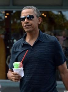 President Obama wearing a pair of aviator Maui Jim