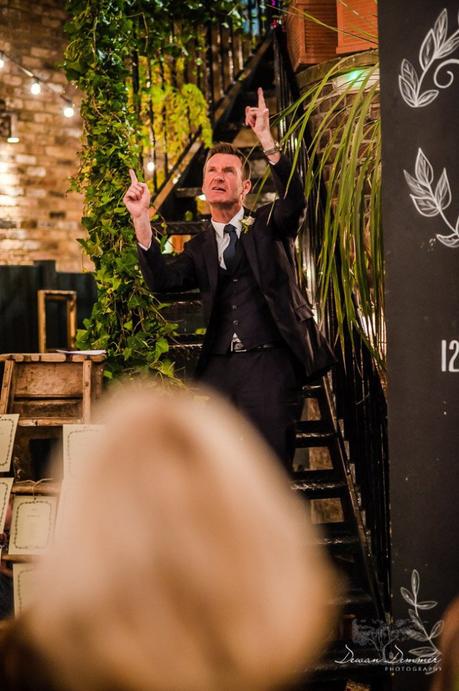 Grooms Speech on stairs at victoria stakes