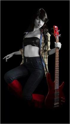 Vanessa Wedge as Marceline the Vampire Queen (Photo by Adam Woz)