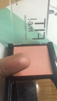 Maybelline Fit Me Blush in Medium Pink Review, Swatches and FOTD!