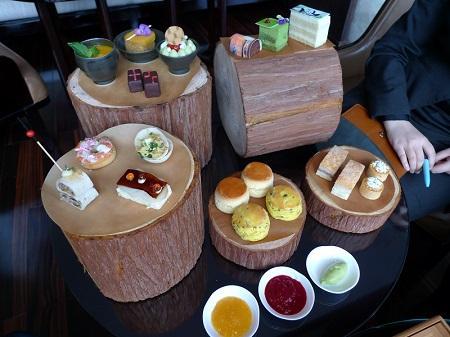 The Ritz-Carlton Chengdu, Asian Afternoon Tea in the Lobby Lounge